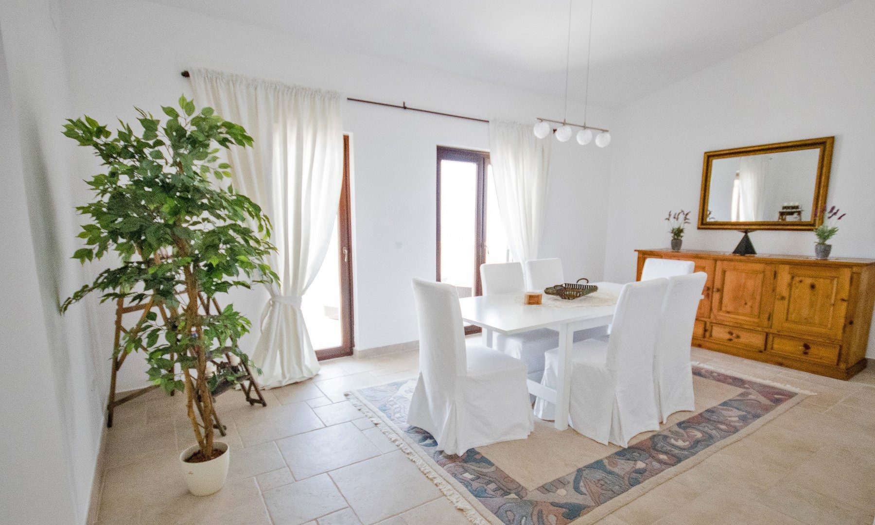 Six-Bedroom Waterfront Villa in Utjeha, Bar Riviera