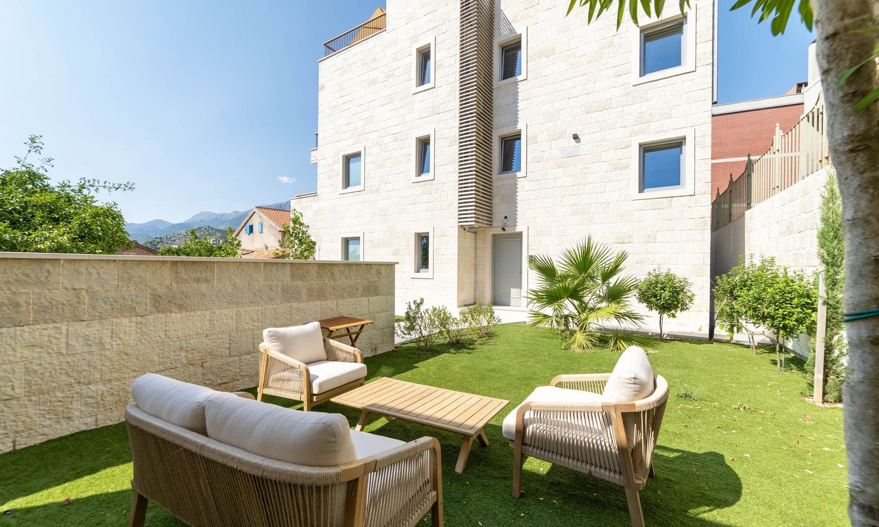 Ten-Unit Boutique Hotel in Pržno, Budva Riviera