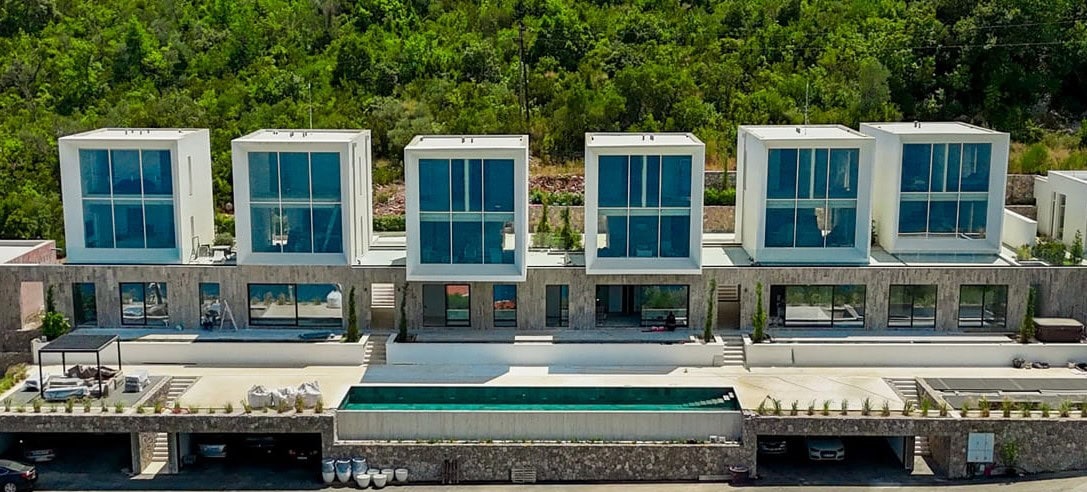 Two-Bedroom Duplex Apartment in Krašići, Tivat