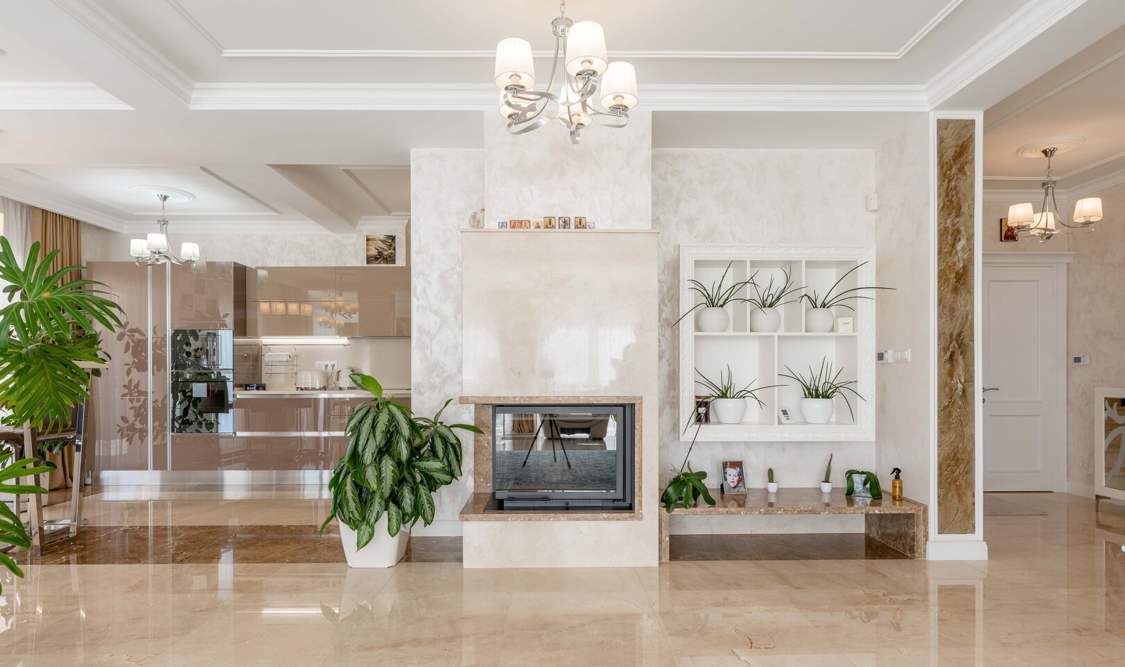 Five-Bedroom Villa with Guest House in Blizikuće, Budva Riviera