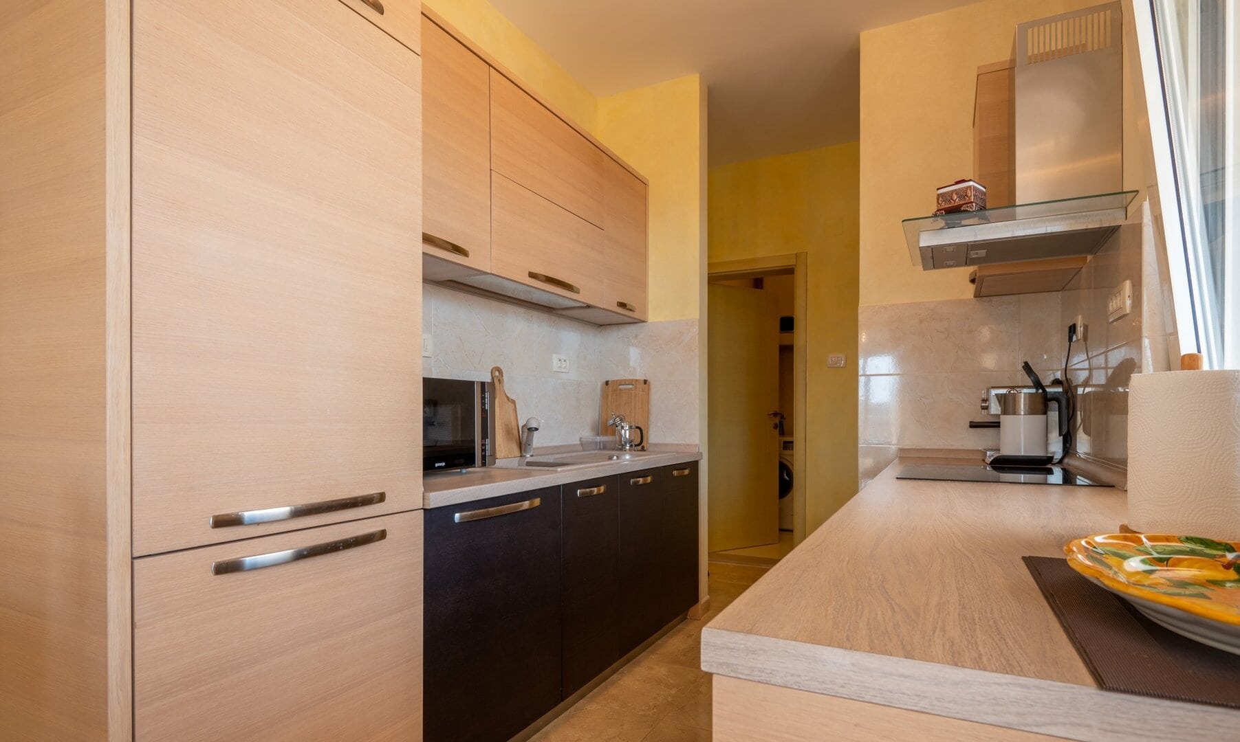 Two-Bedroom Penthouse with Rooftop Jacuzzi in Bečići
