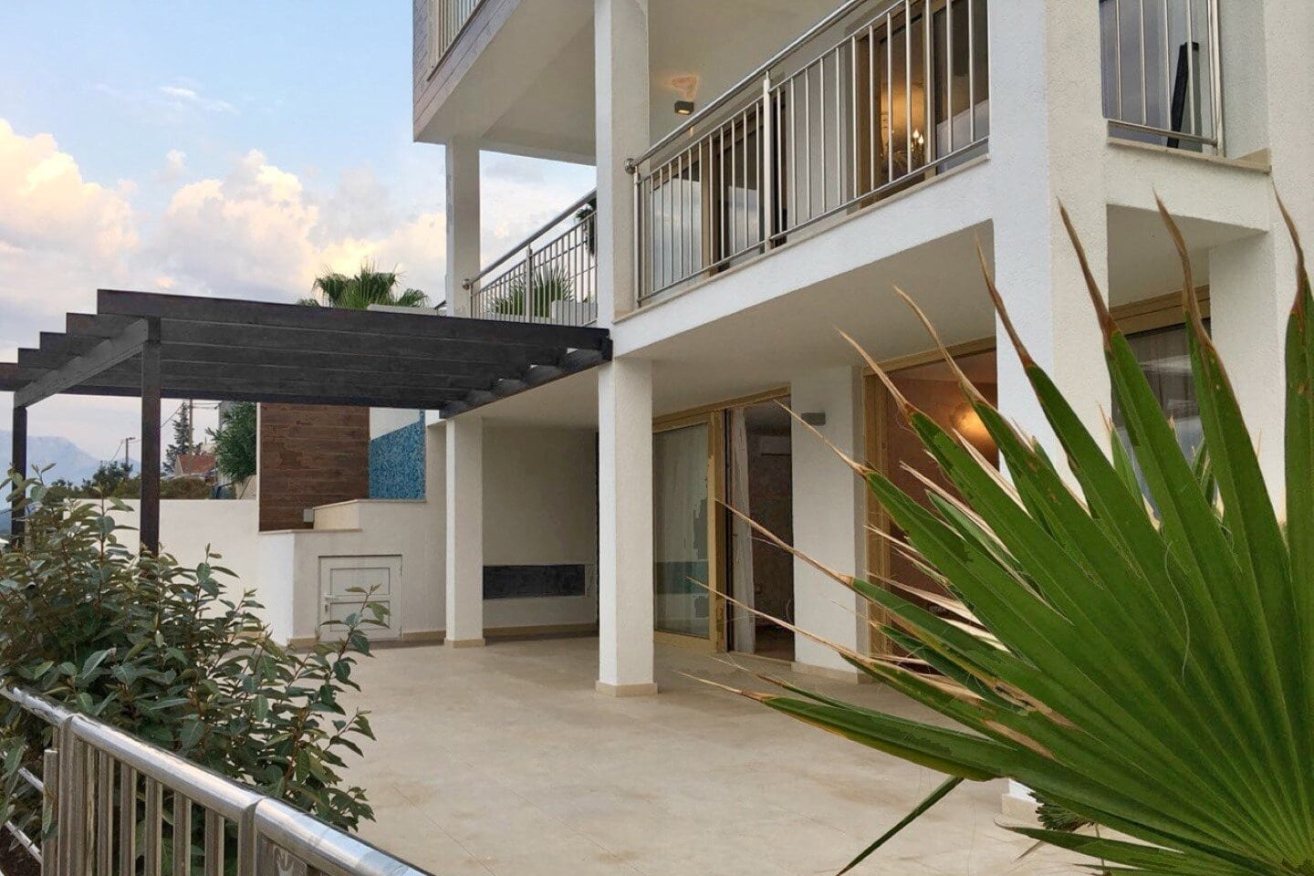 Four-Bedroom Waterfront Villa in Krašići, Tivat