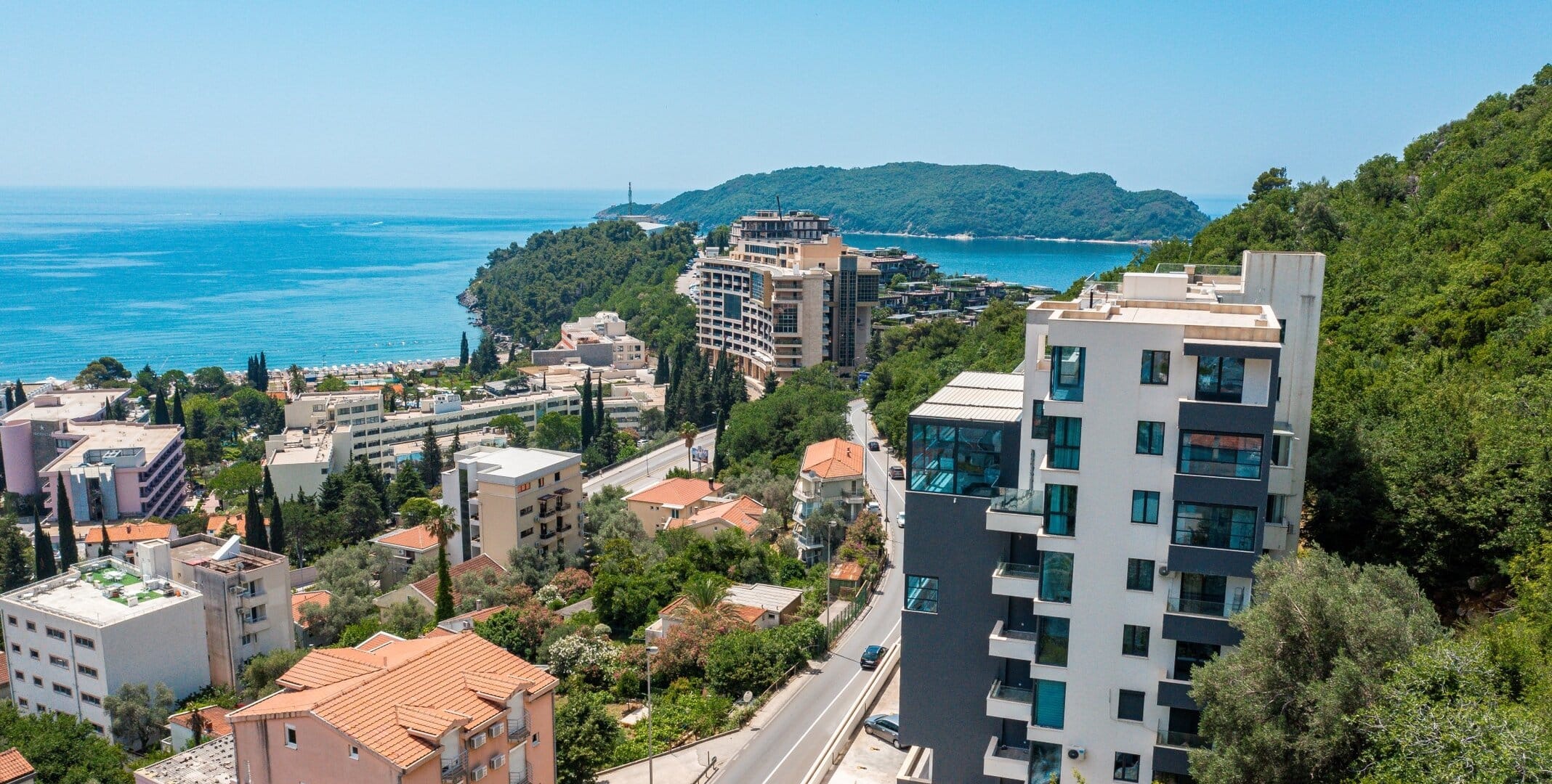 Six-Bedroom Duplex Penthouse with Private Pool in Bečići