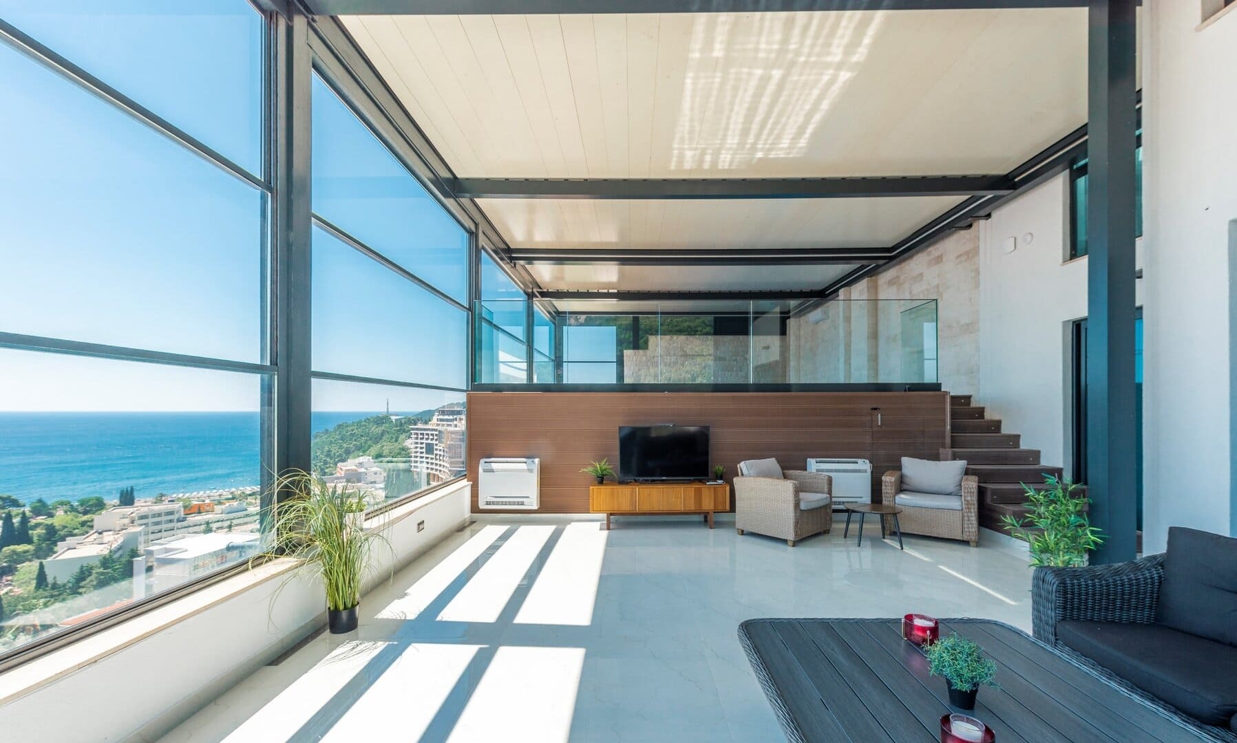Six-Bedroom Duplex Penthouse with Private Pool in Bečići