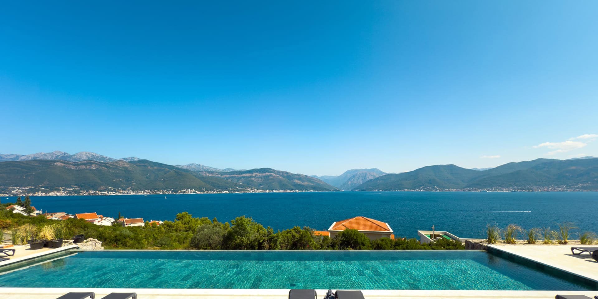 One-Bedroom Sea-View Apartment in Krašići, Tivat