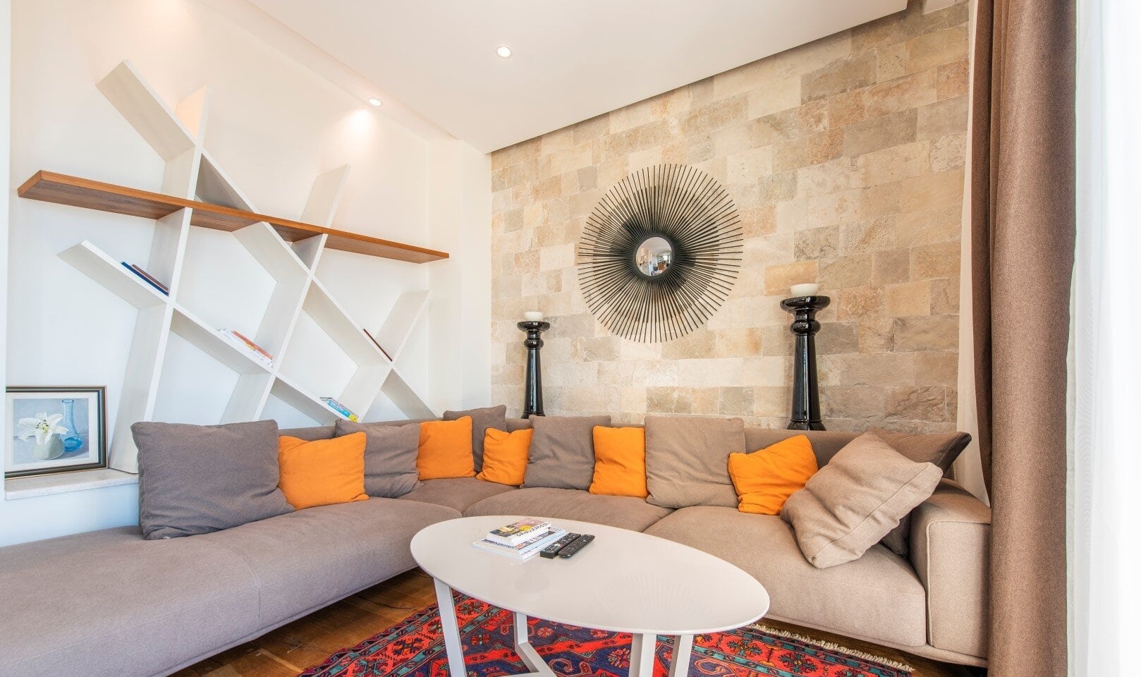 Six-Bedroom Villa with Pool in Blizikuće, Budva Riviera