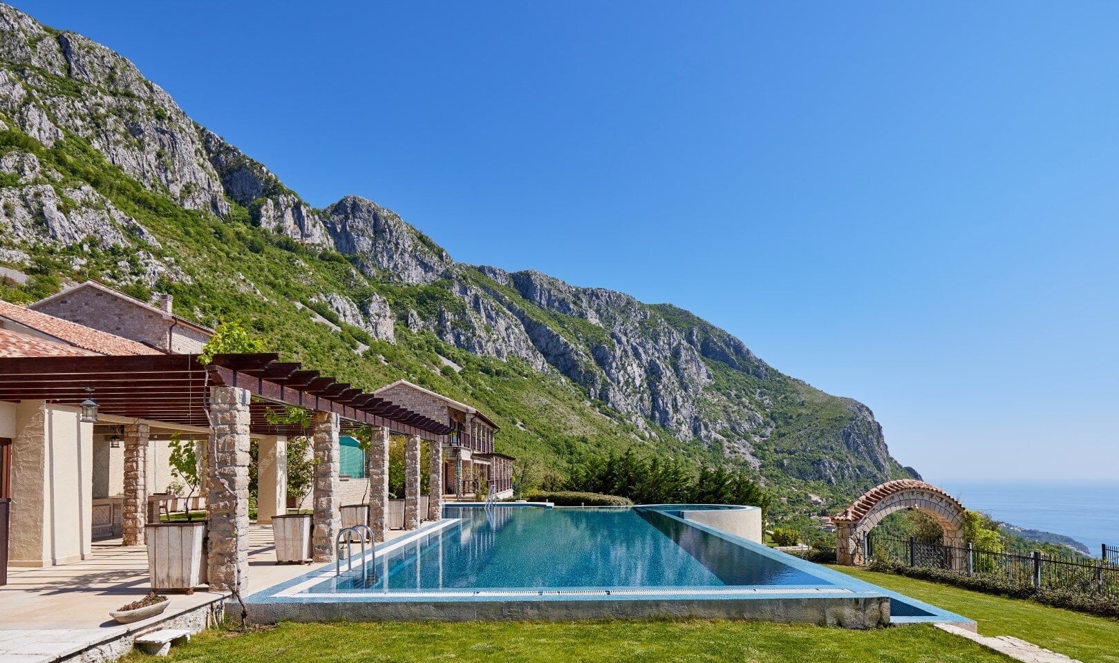 Villa Estate in Blizikuće Above Sveti Stefan