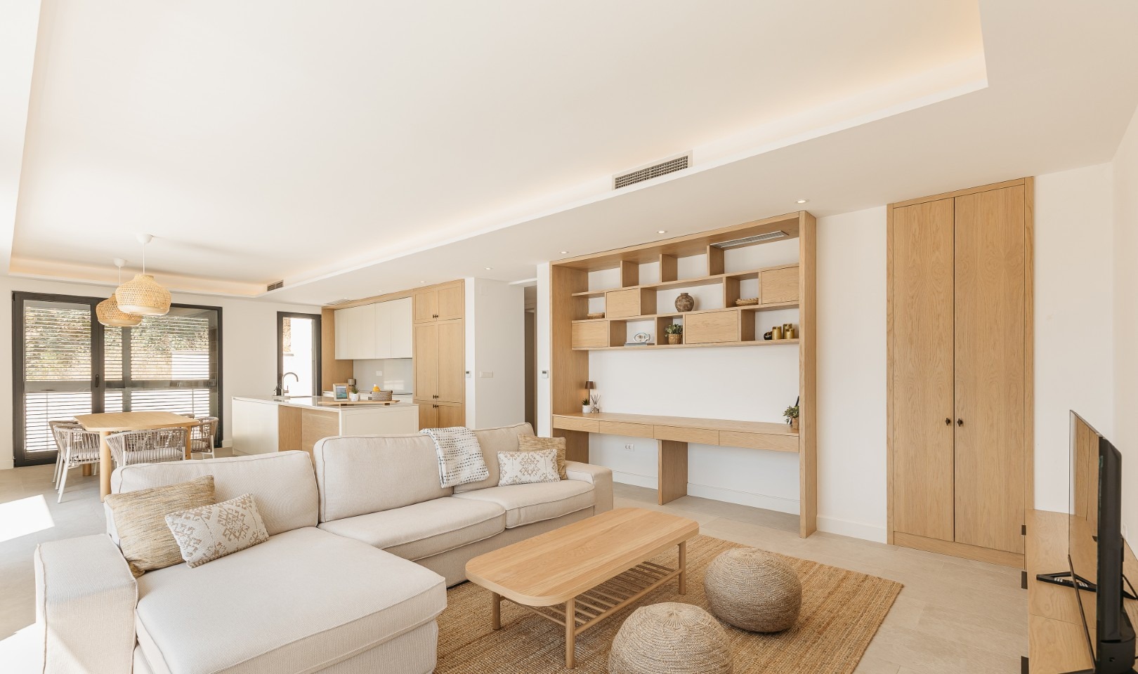 Five-Bedroom Villa with Heated Pool in Blizikuće, Budva Riviera