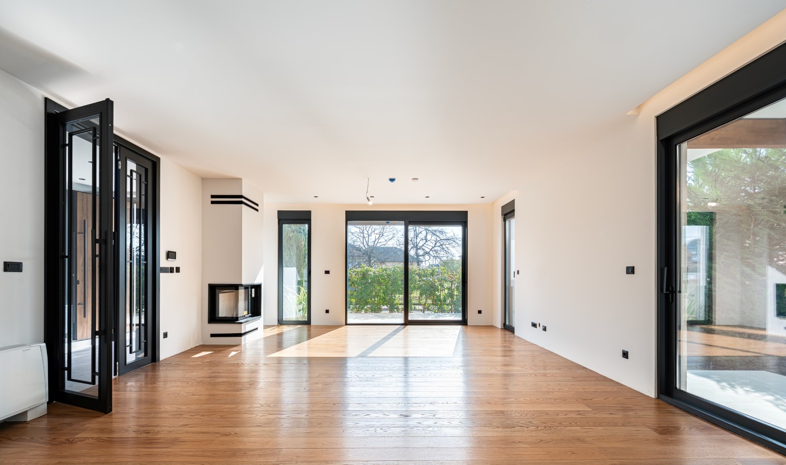 Four-Bedroom Villa in Gornja Gorica, Podgorica