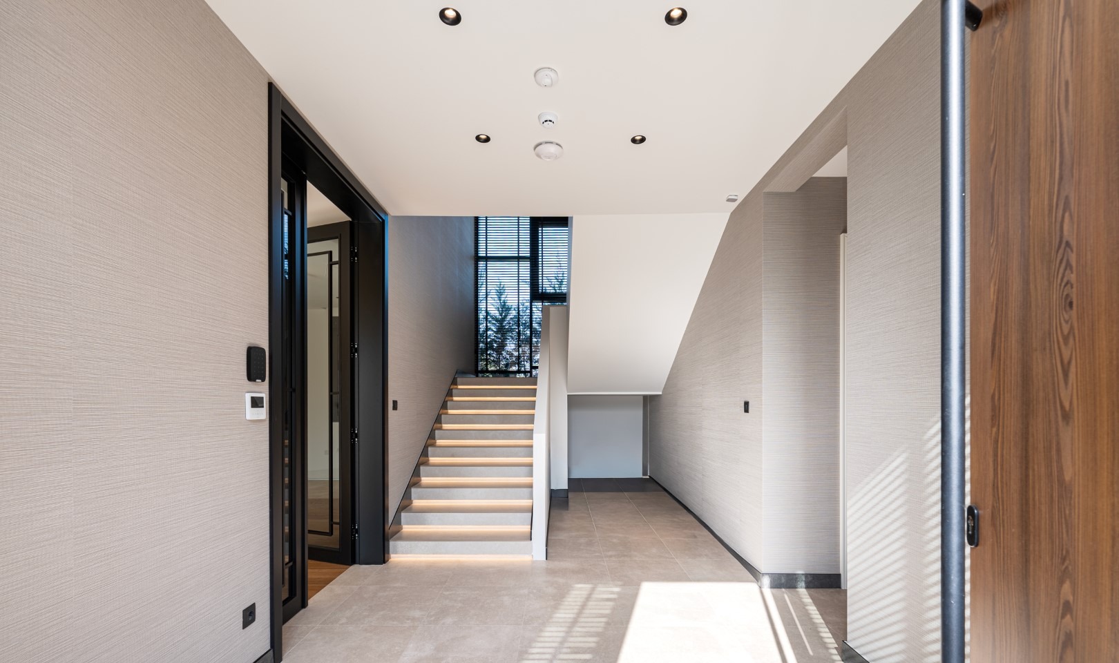 Four-Bedroom Villa in Gornja Gorica, Podgorica