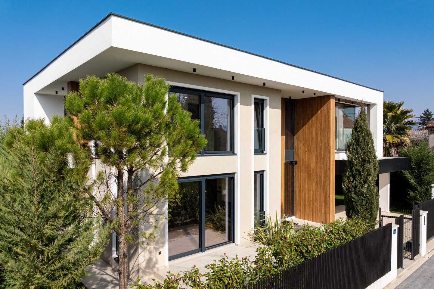 Four-Bedroom Villa in Gornja Gorica, Podgorica