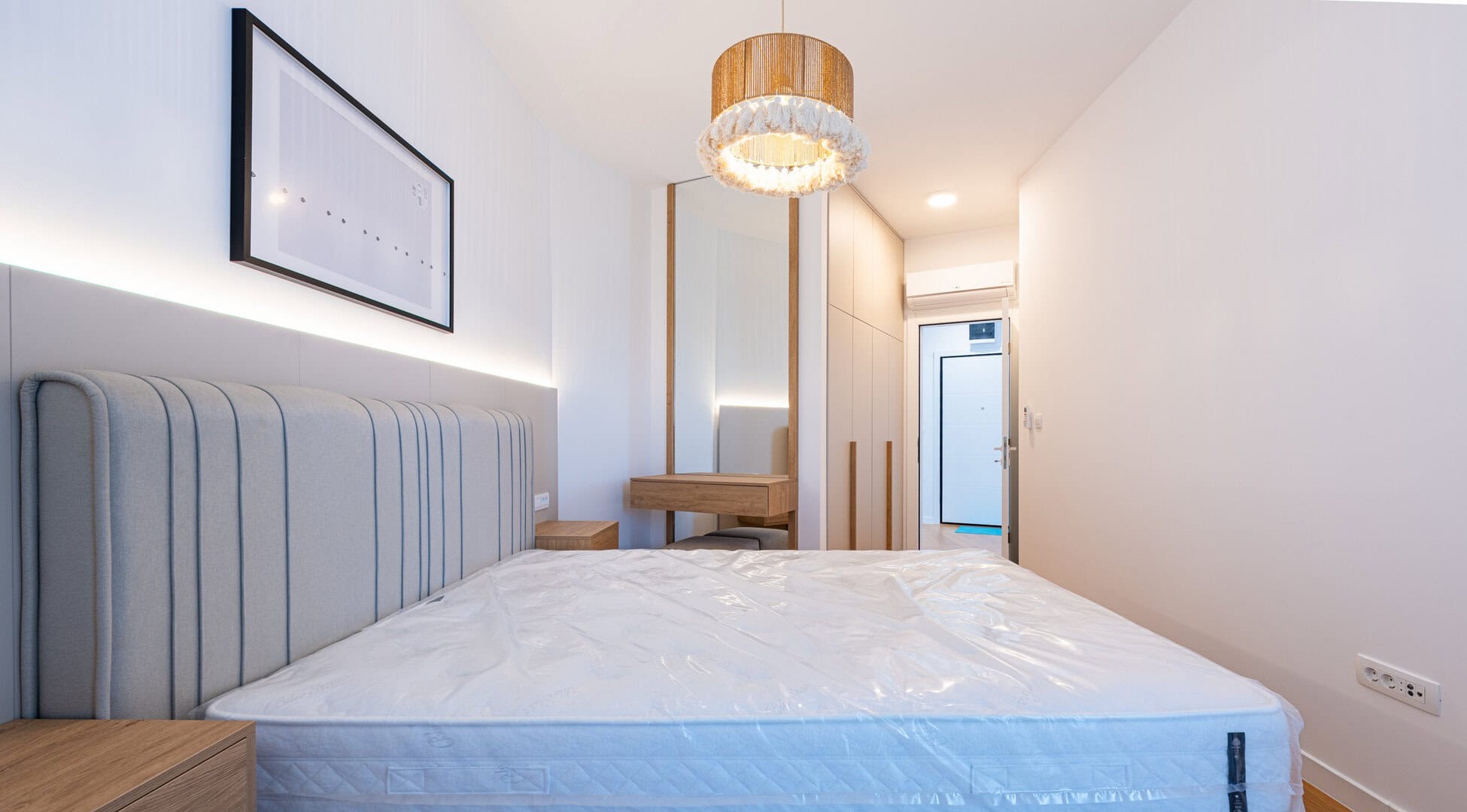 One-Bedroom Sea-View Apartment in Bečići, Budva Riviera
