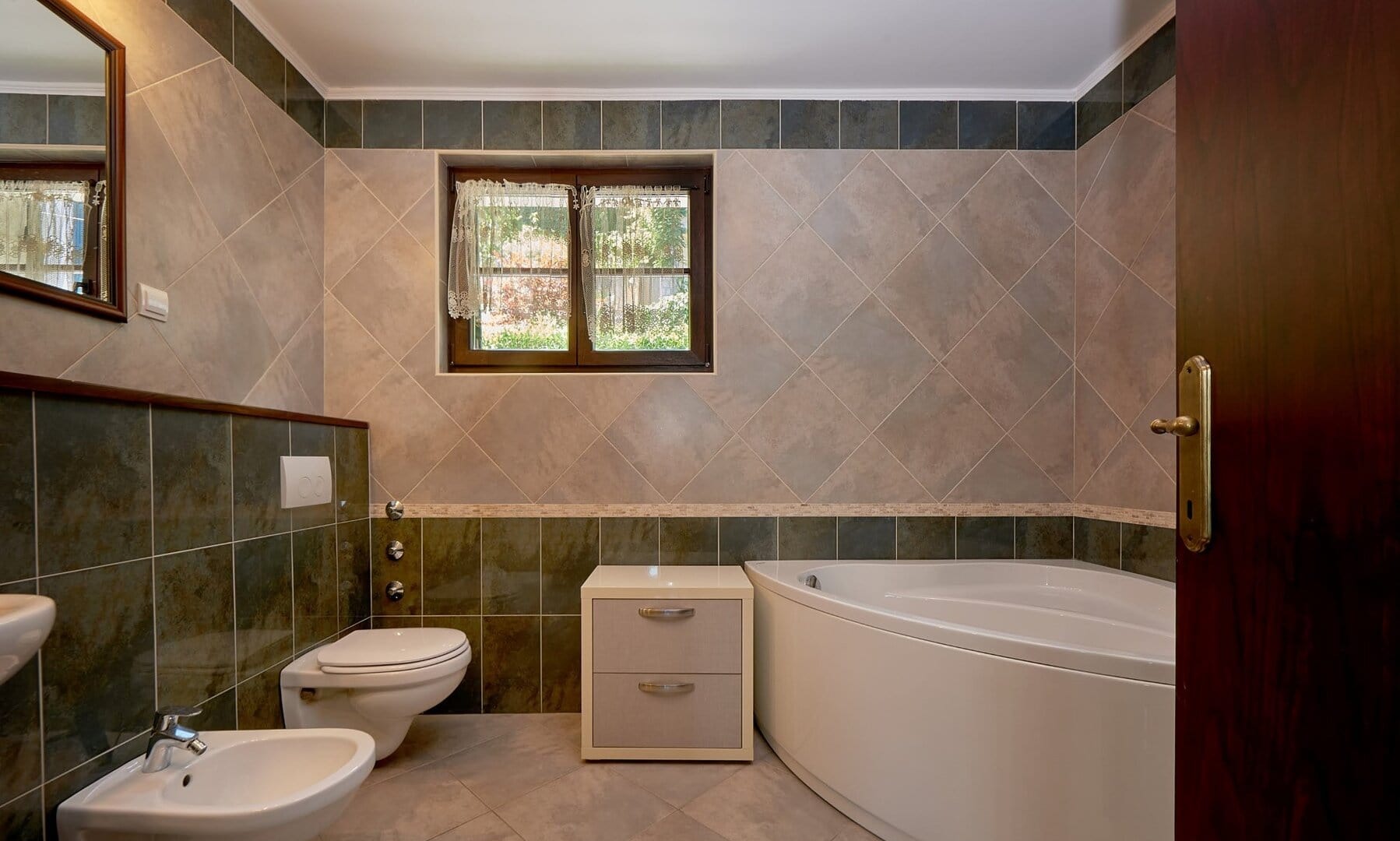 Four-Bedroom Waterfront Villa in Kostanjica, Kotor Bay