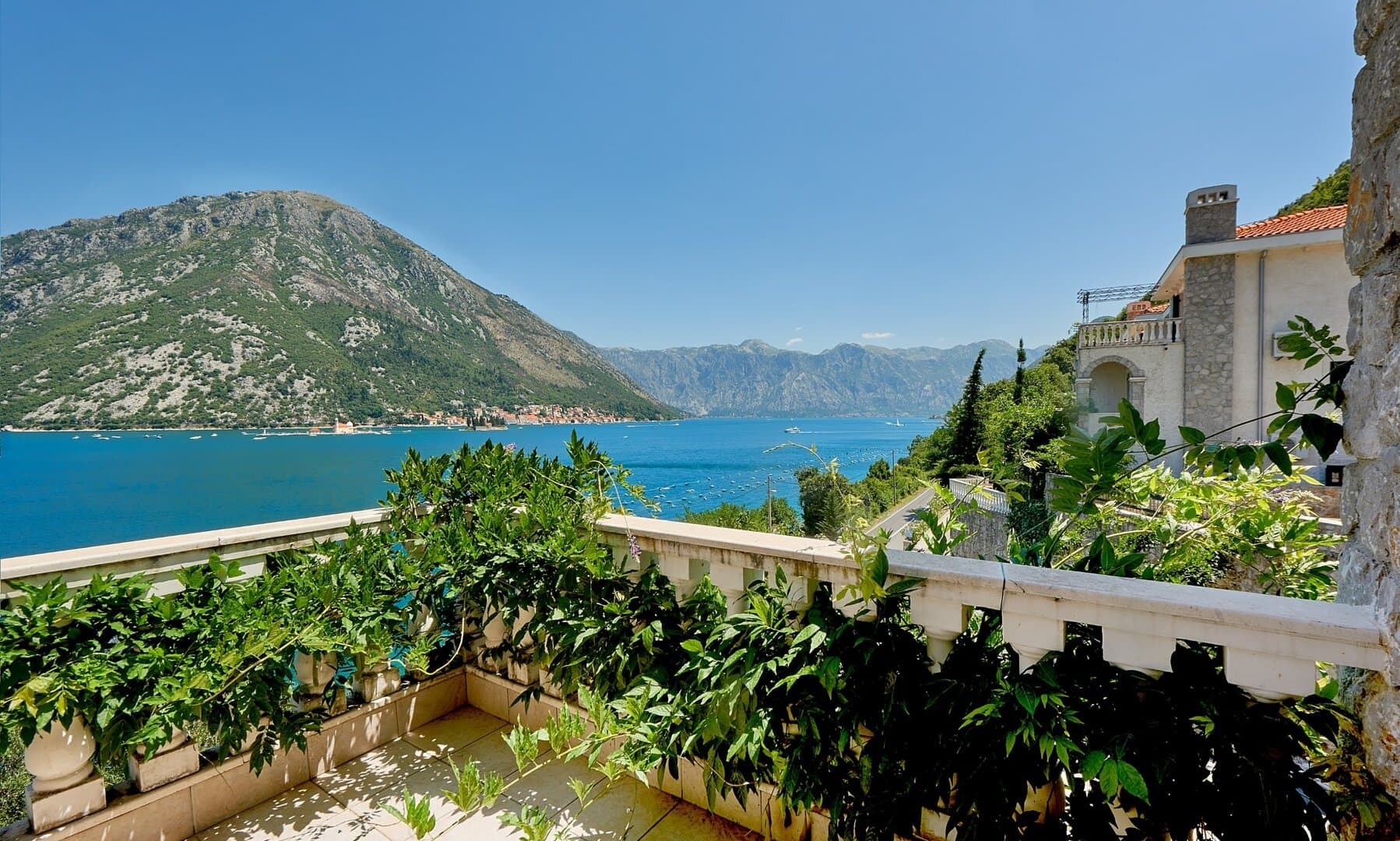 Four-Bedroom Waterfront Villa in Kostanjica, Kotor Bay