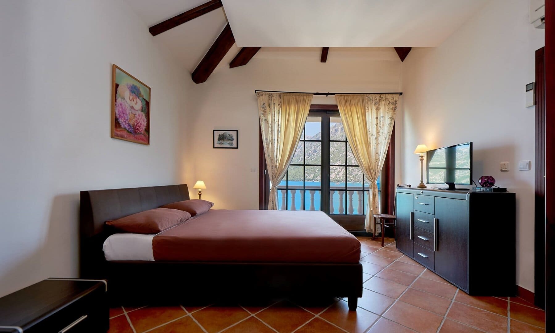 Four-Bedroom Waterfront Villa in Kostanjica, Kotor Bay
