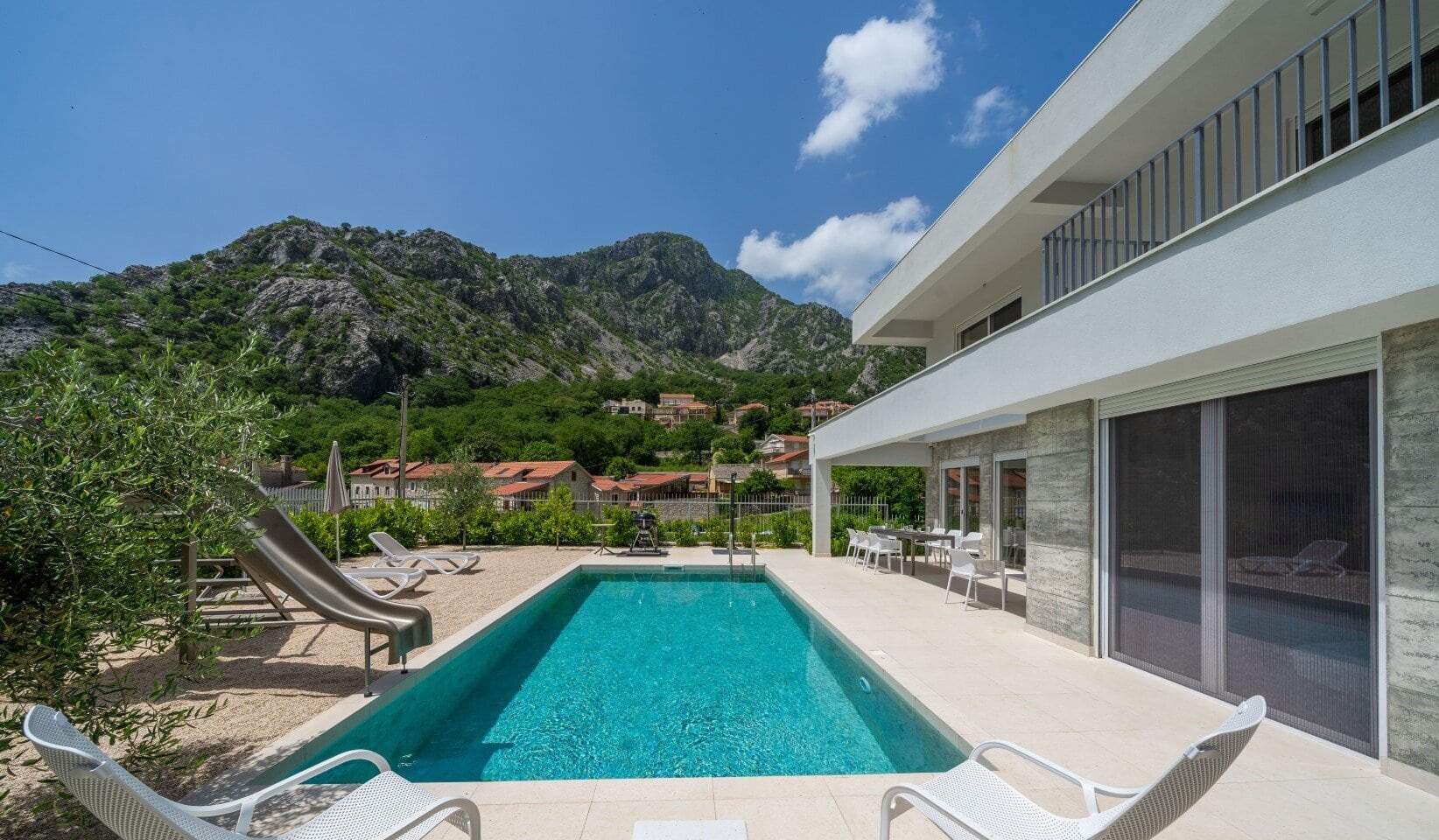 Three-Bedroom Villa with Pool in Orahovac, Kotor Bay