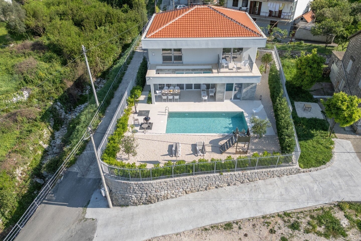 Three-Bedroom Villa with Pool in Orahovac, Kotor Bay