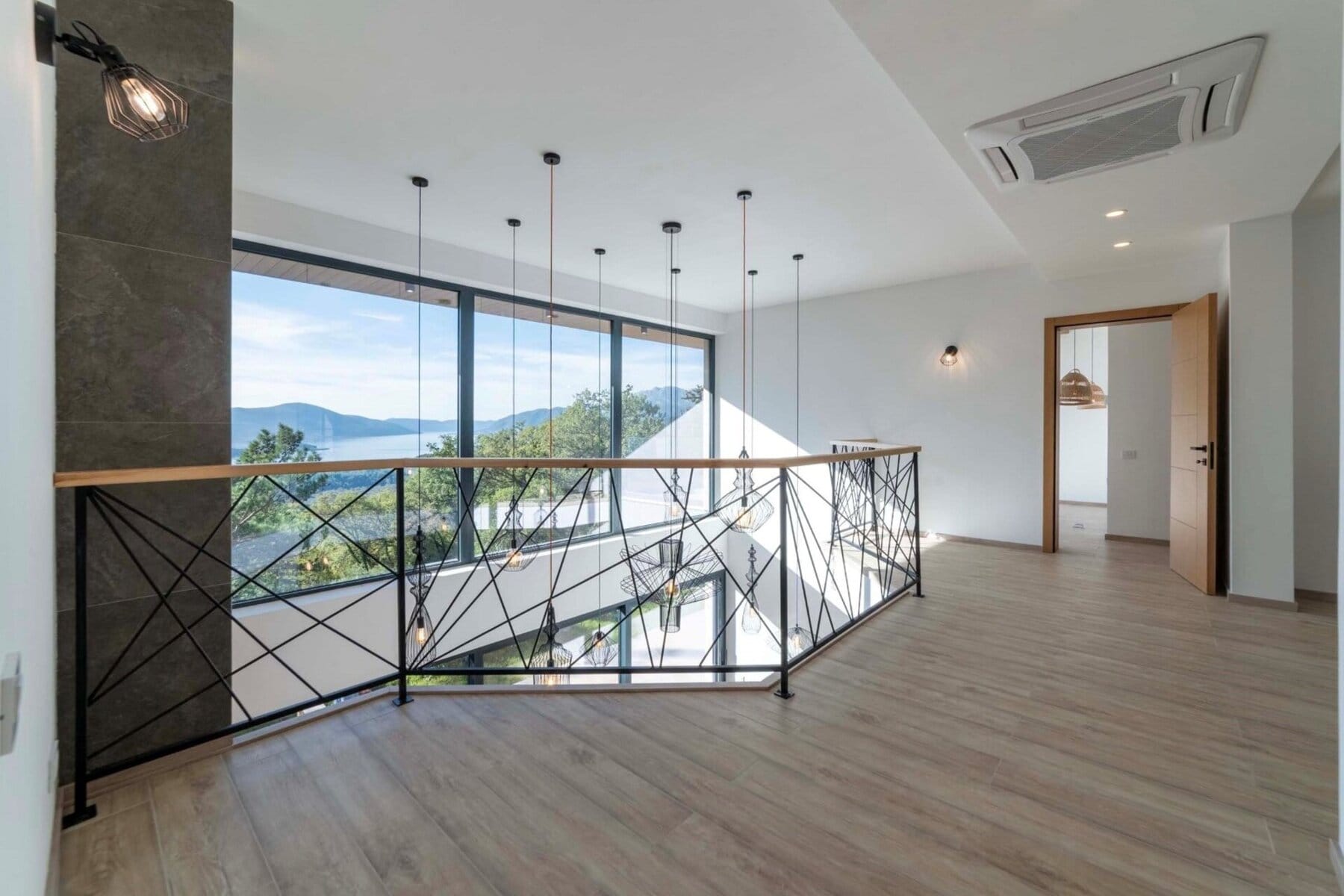 Three-Bedroom Villa with Rooftop Pool in Kavač
