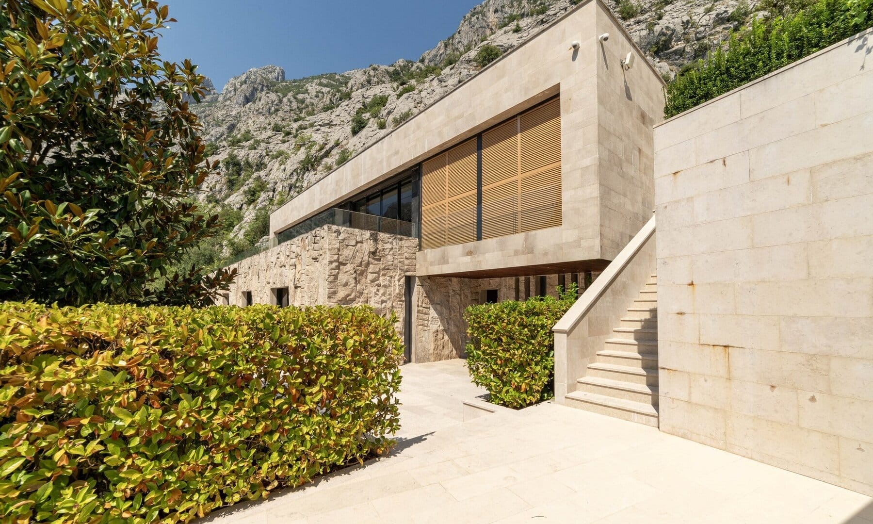 Four-Bedroom Waterfront Villa in Orahovac, Kotor Bay