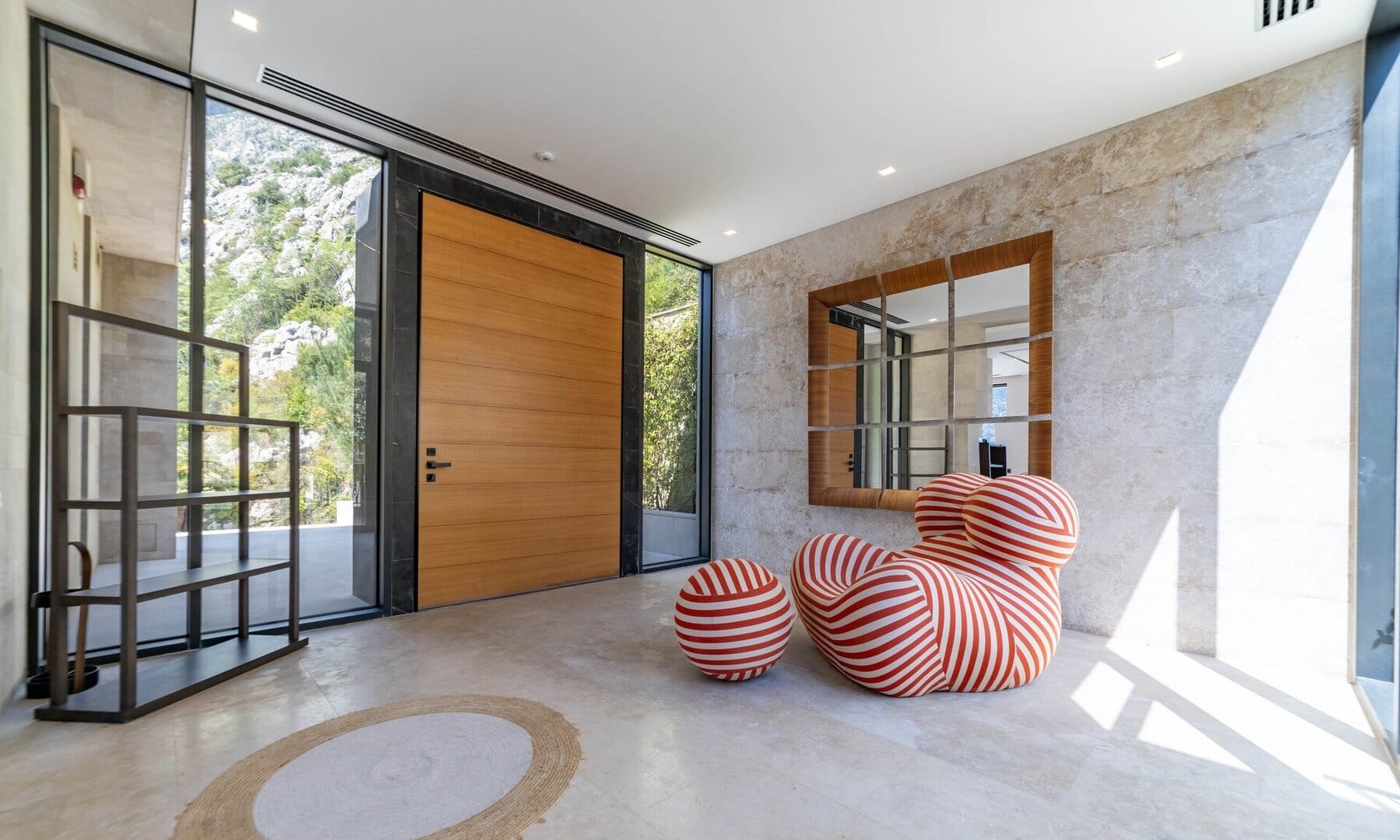 Four-Bedroom Waterfront Villa in Orahovac, Kotor Bay