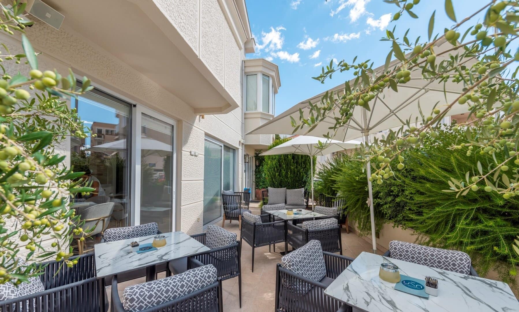 Four-Star Boutique Hotel in Central Budva