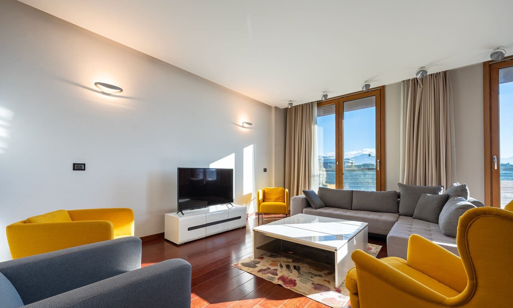 Three-Bedroom Residence at Capital Plaza, Podgorica