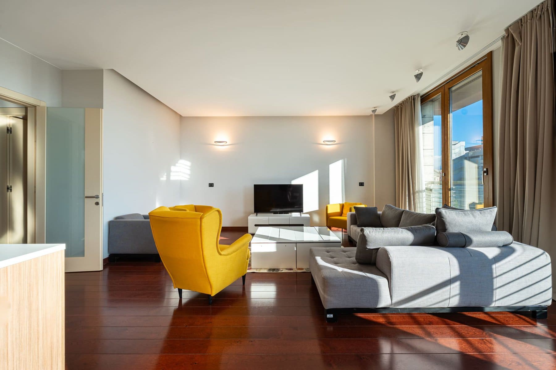 Three-Bedroom Residence at Capital Plaza, Podgorica