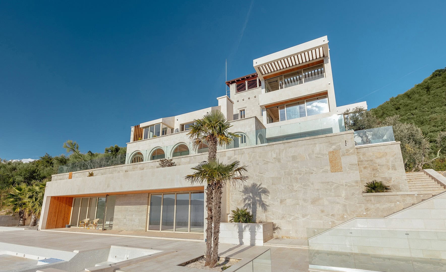 Designer Villa in Donja Lastva, Tivat