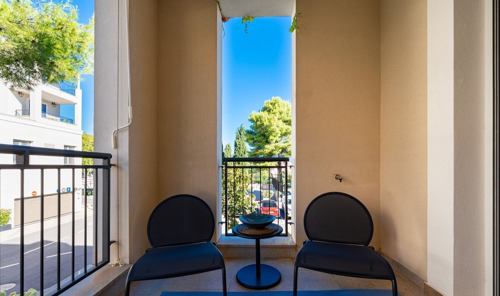 One-Bedroom Furnished Residence in Centrale, Luštica Bay