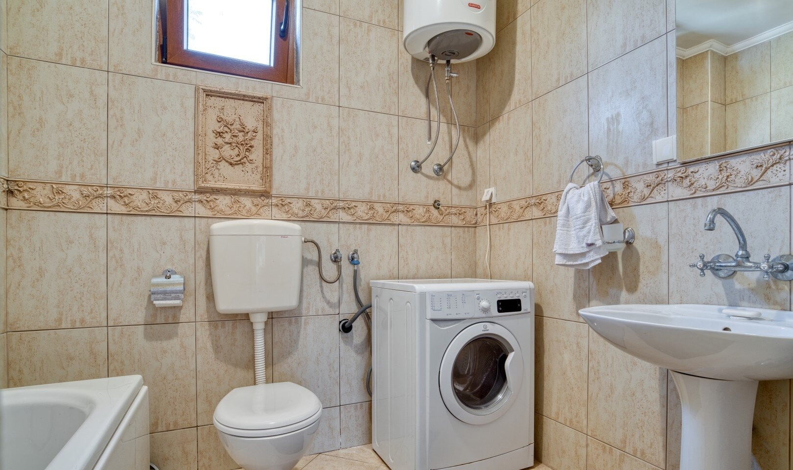 Six-Bedroom Stone Villa with Pool in Petrovac