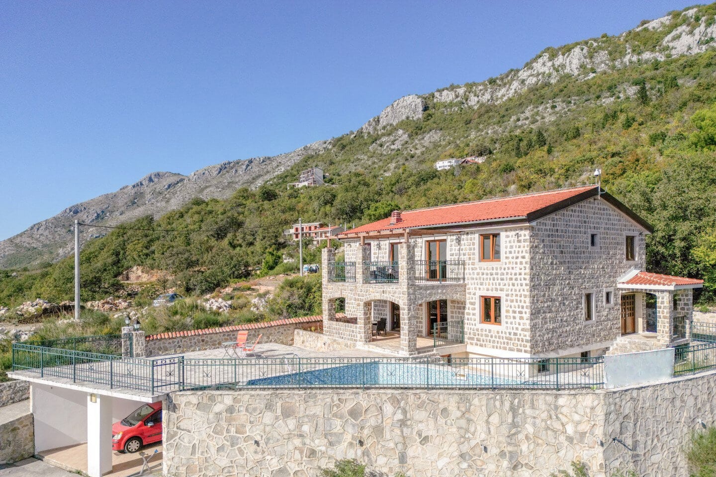 Six-Bedroom Stone Villa with Pool in Petrovac