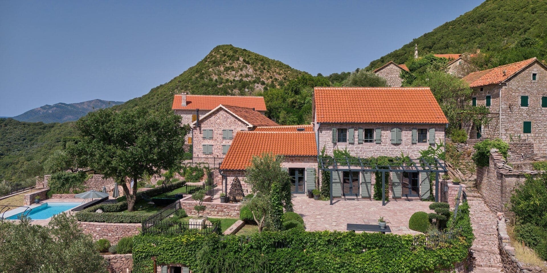Three-House Private Estate in Tivat
