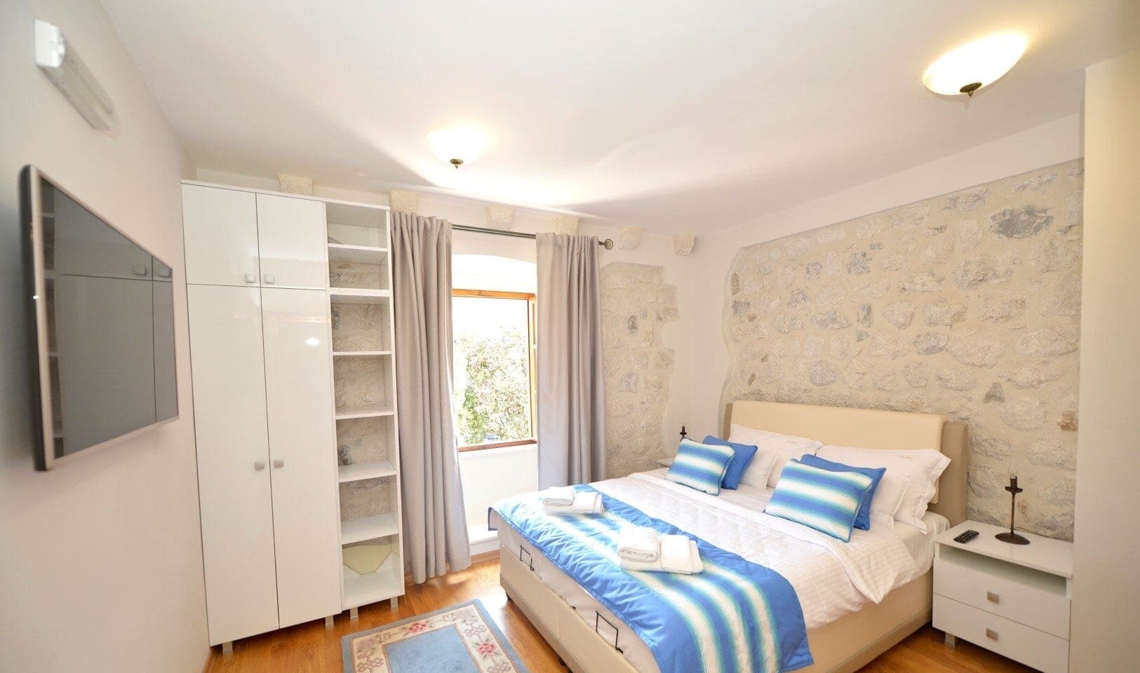 Historic Stone Villa in Prčanj, Kotor Bay