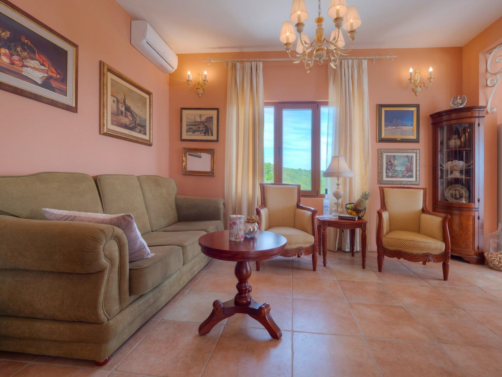 Two-Bedroom Villa with Pool in Zagora, Kotor Municipality