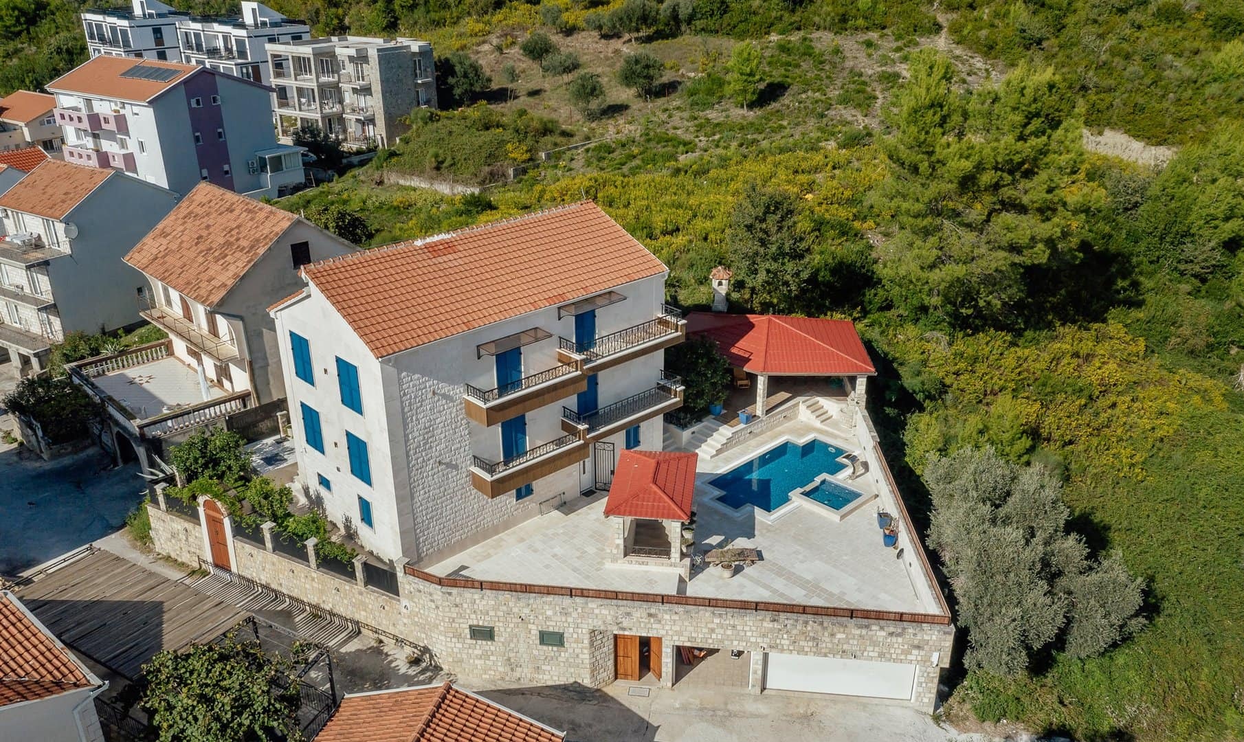 Kava Stone Villa with Three Independent Residences, Tivat