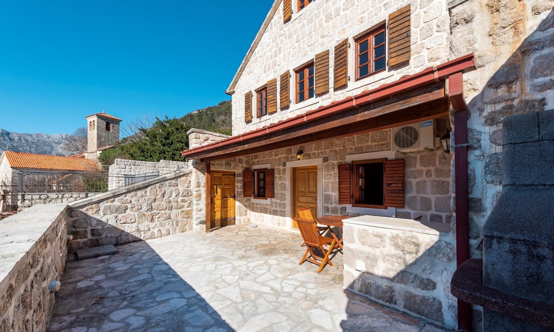 Two-Bedroom Stone Apartment in Perast, Kotor Bay