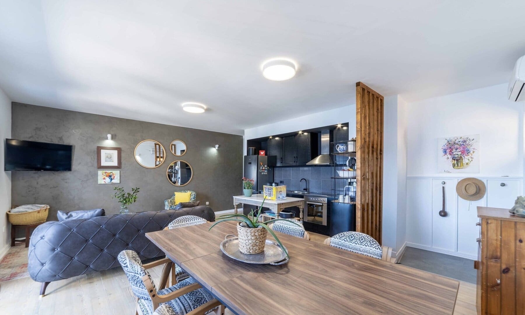 Three-Bedroom Waterfront Duplex in Krašići, Tivat
