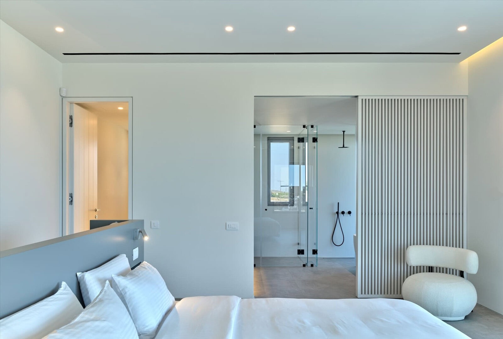 Eight-Bedroom Sustainable Waterfront Villa in Antiparos, Greece