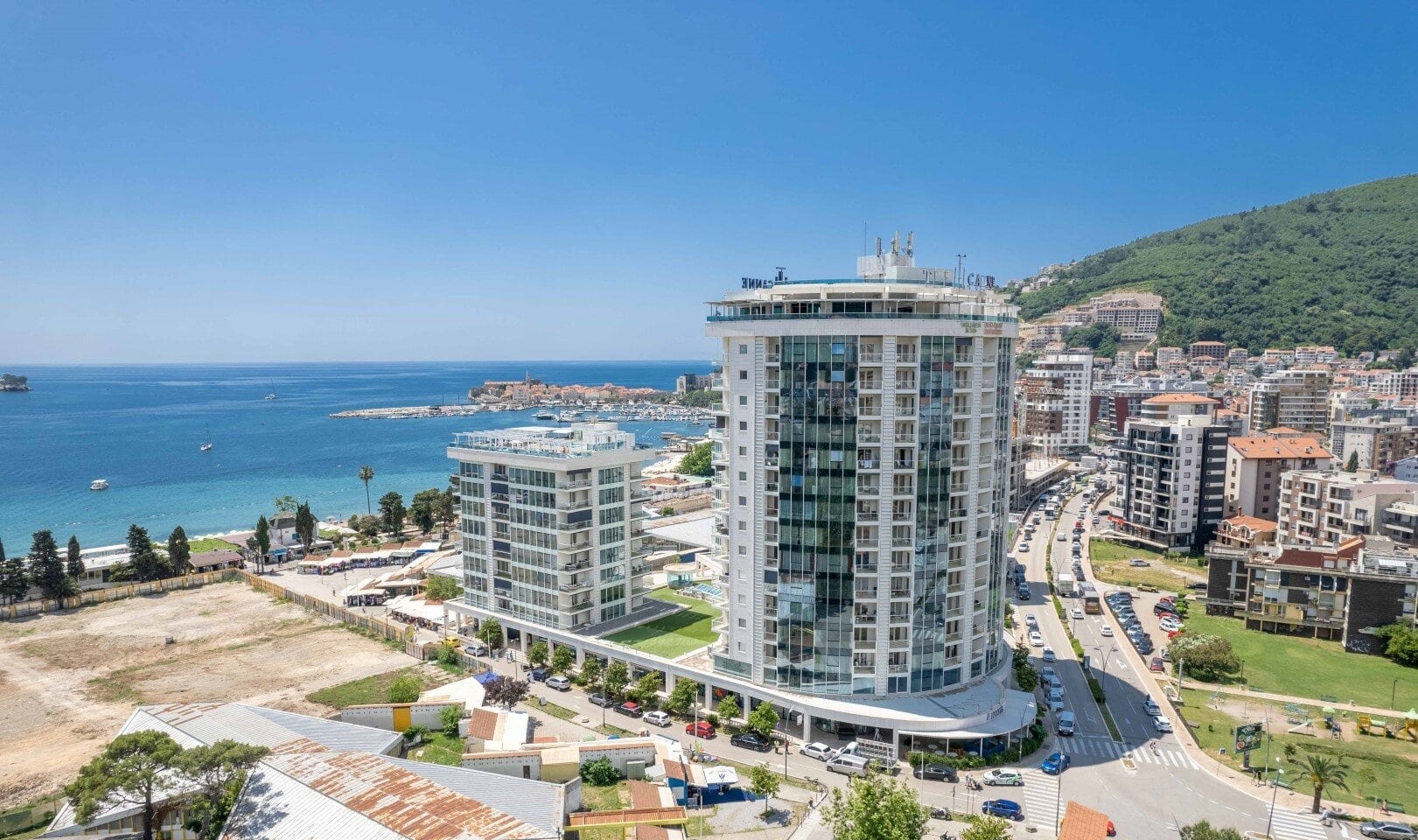 Two-Bedroom Sea-View Apartment at Tre Canne, Budva