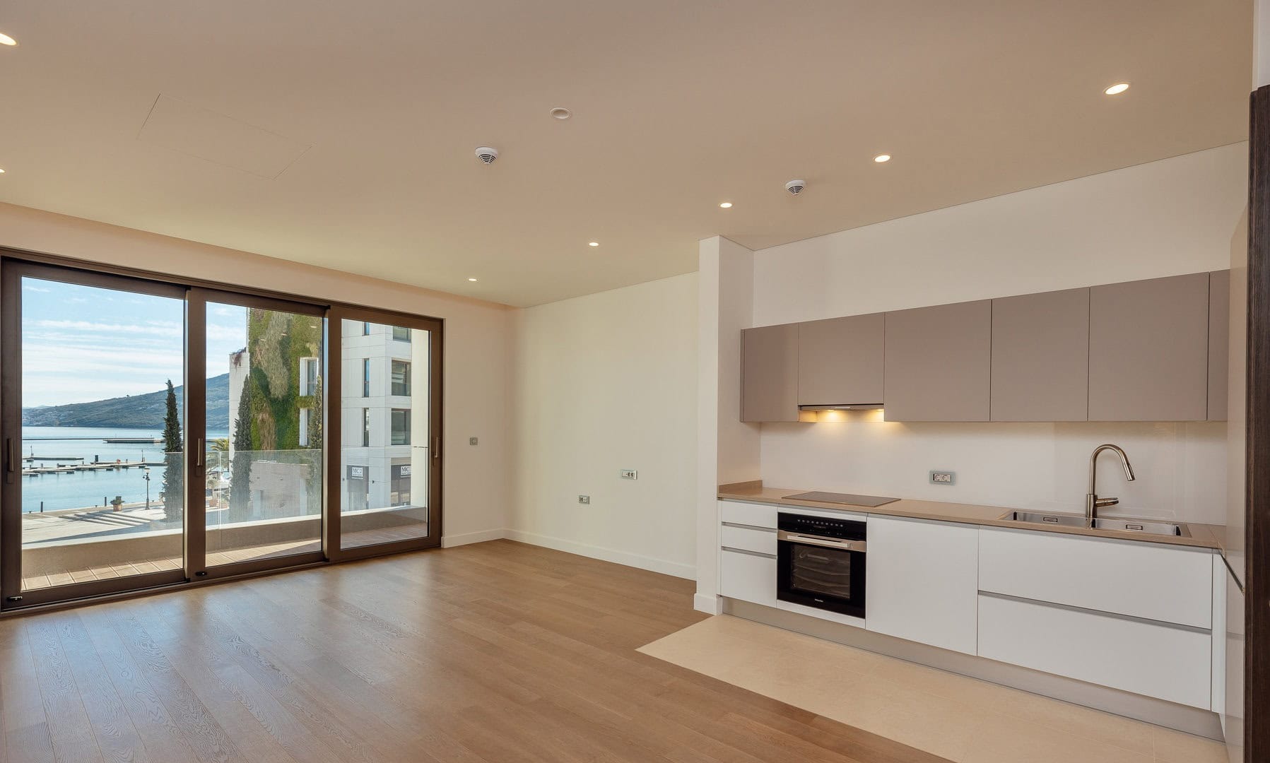 One-Bedroom Marina Residence at Portonovi, Herceg Novi