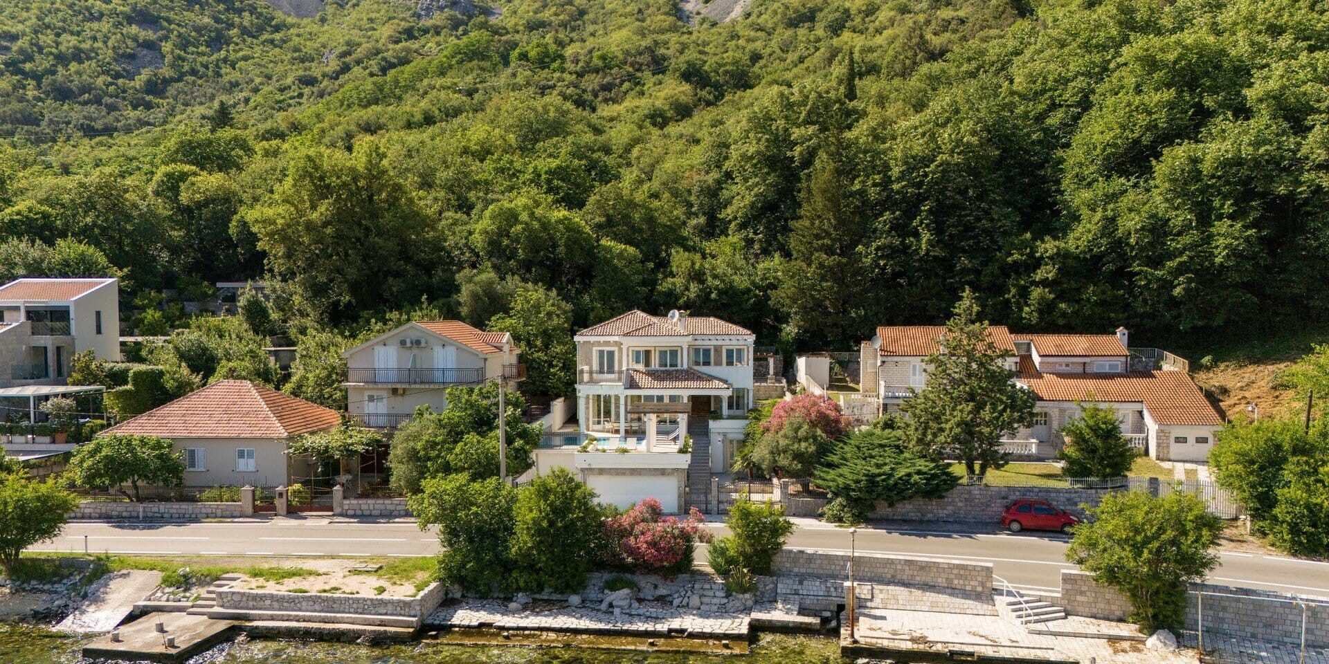 Four-Bedroom Waterfront Villa in Strp, Kotor Bay