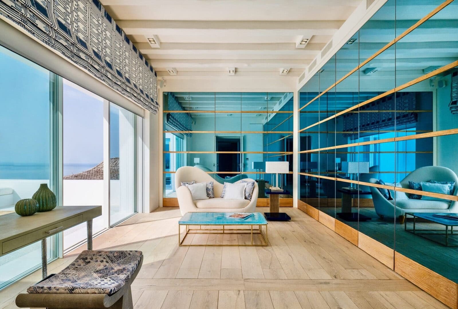 Six-Bedroom Villa Mykonos with Infinity Pool in Montenegro