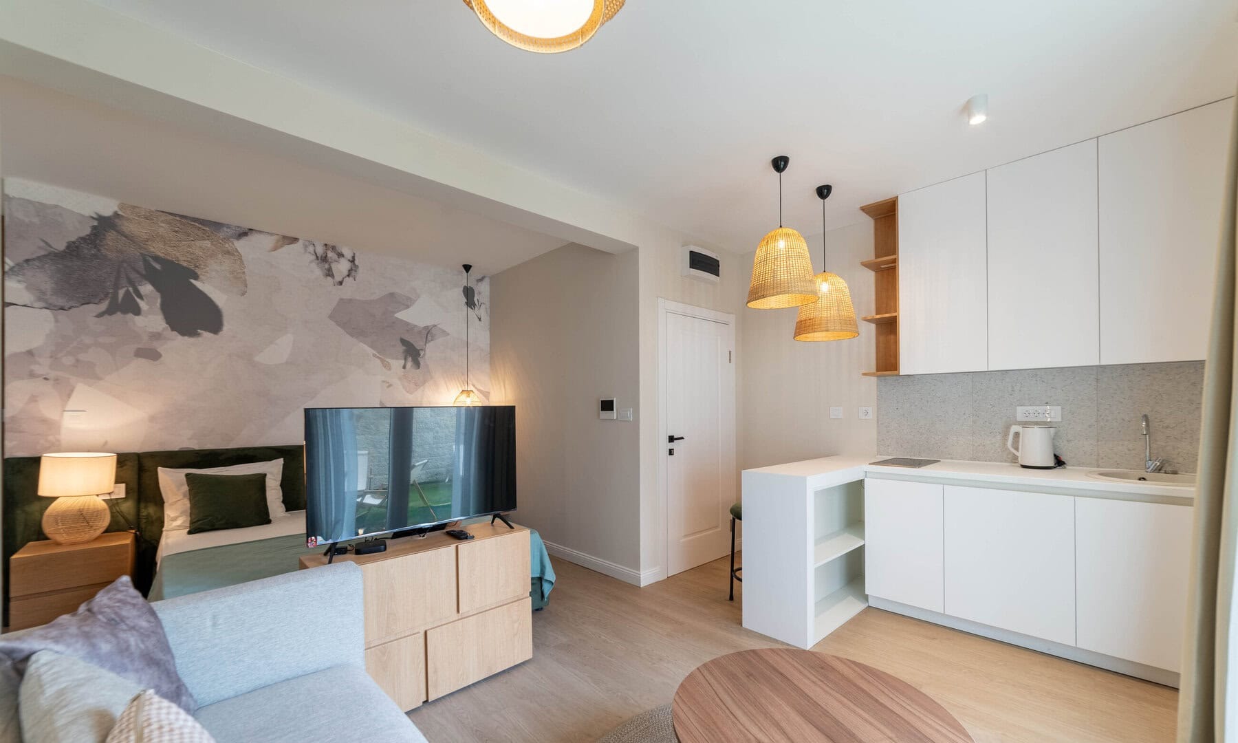 Ten-Unit Boutique Hotel in Pržno, Budva Riviera