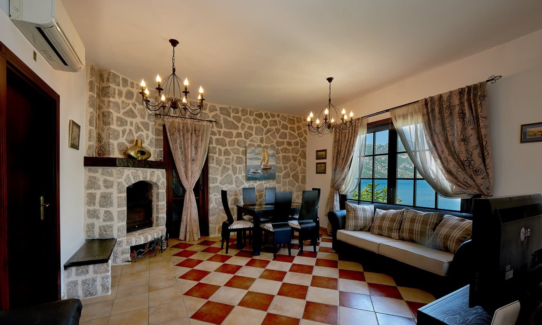 Four-Bedroom Waterfront Villa in Kostanjica, Kotor Bay