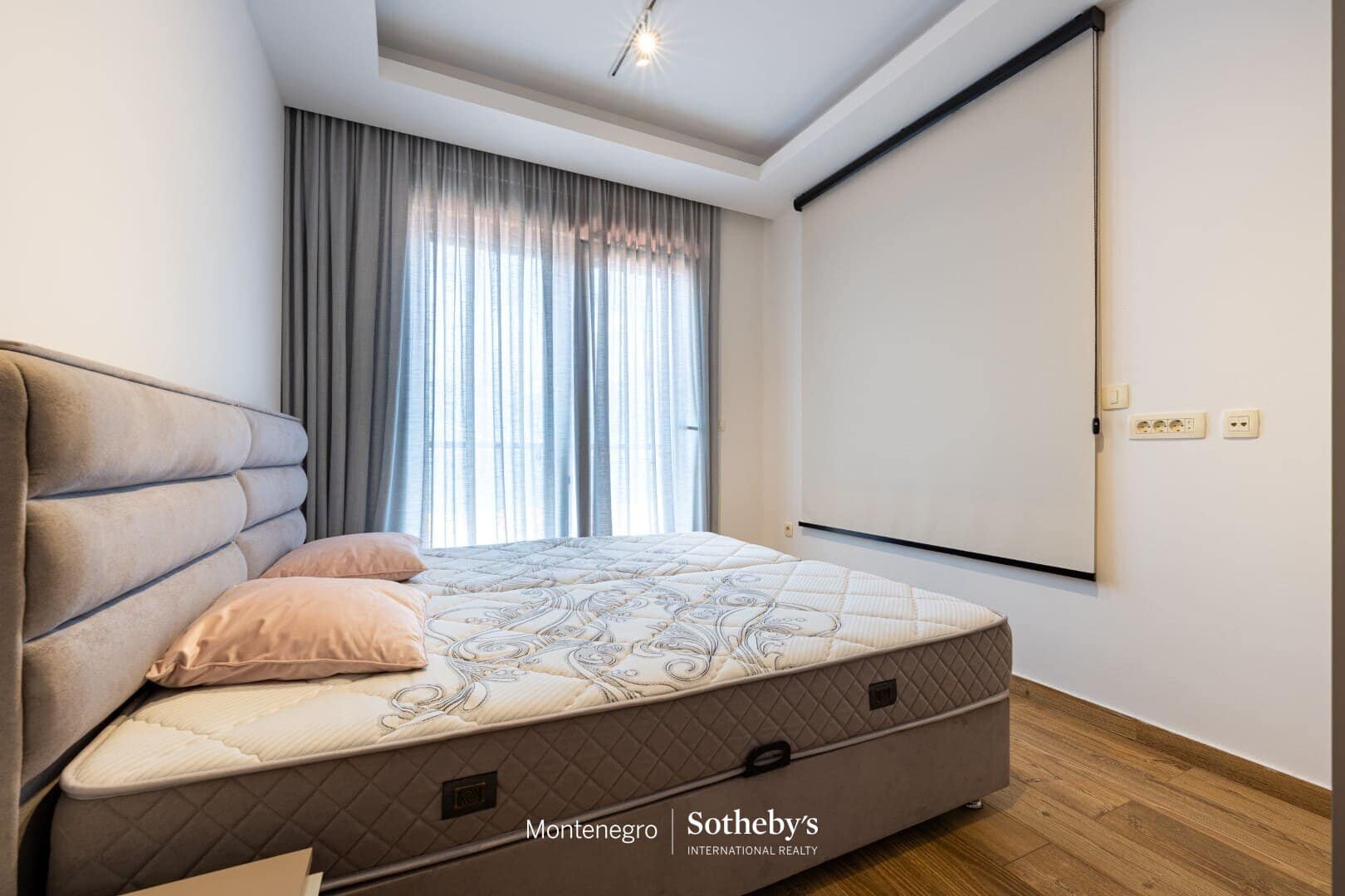Three-Bedroom Beachfront Residence in Kostanjica, Kotor Bay