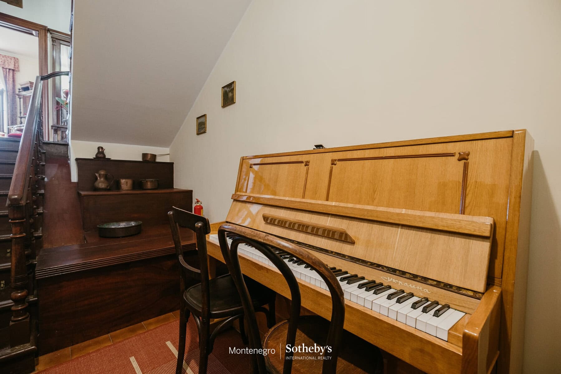 Four-Bedroom Heritage Villa in Savina, Herceg Novi