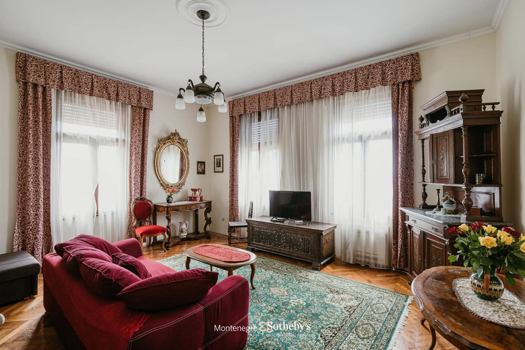 Four-Bedroom Heritage Villa in Savina, Herceg Novi