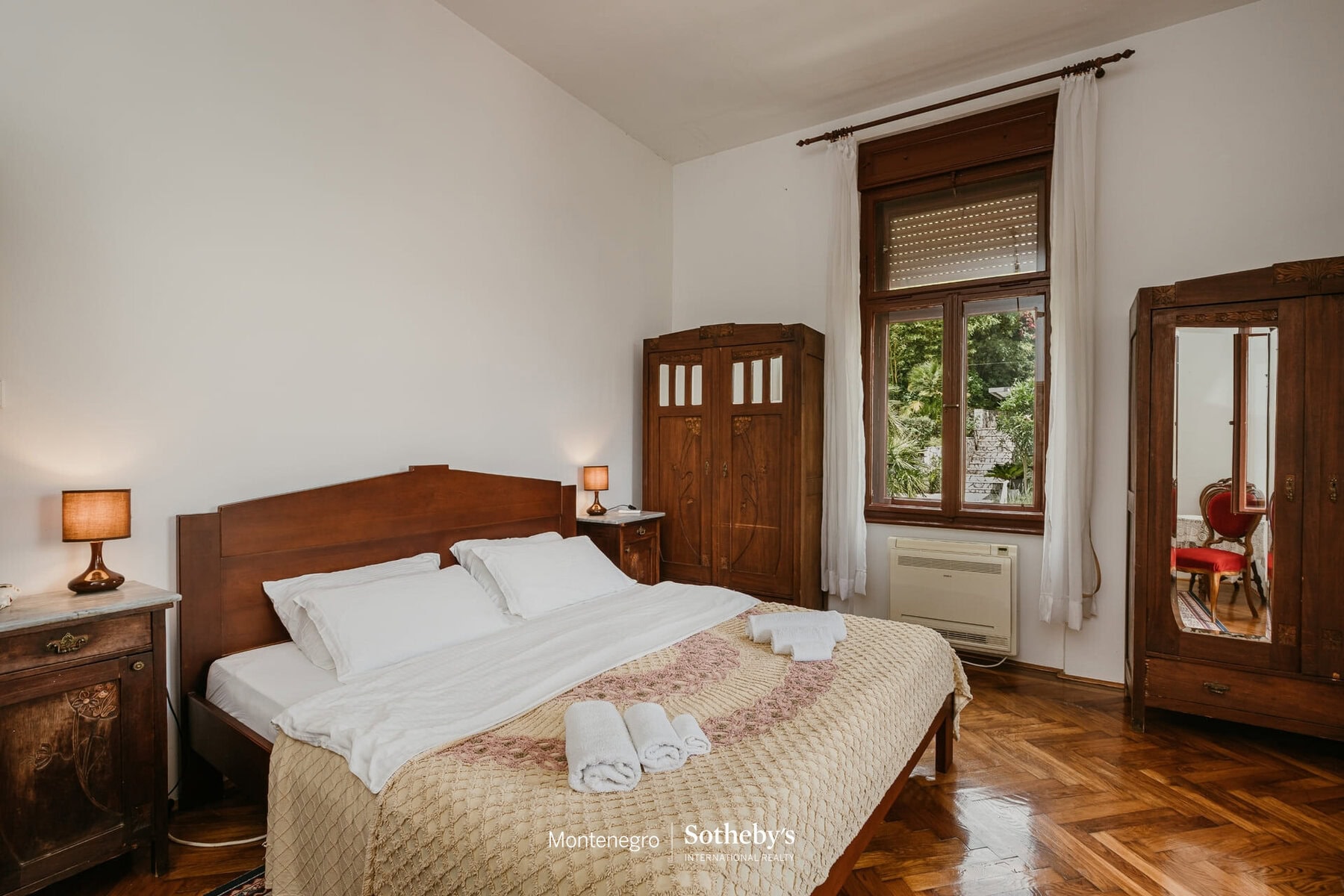 Four-Bedroom Heritage Villa in Savina, Herceg Novi