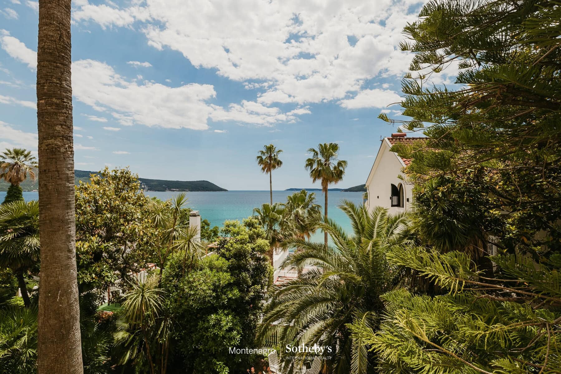 Four-Bedroom Heritage Villa in Savina, Herceg Novi