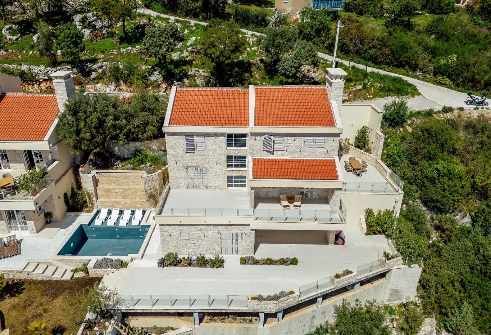 Three-Bedroom Villa with Study in Podi, Herceg Novi